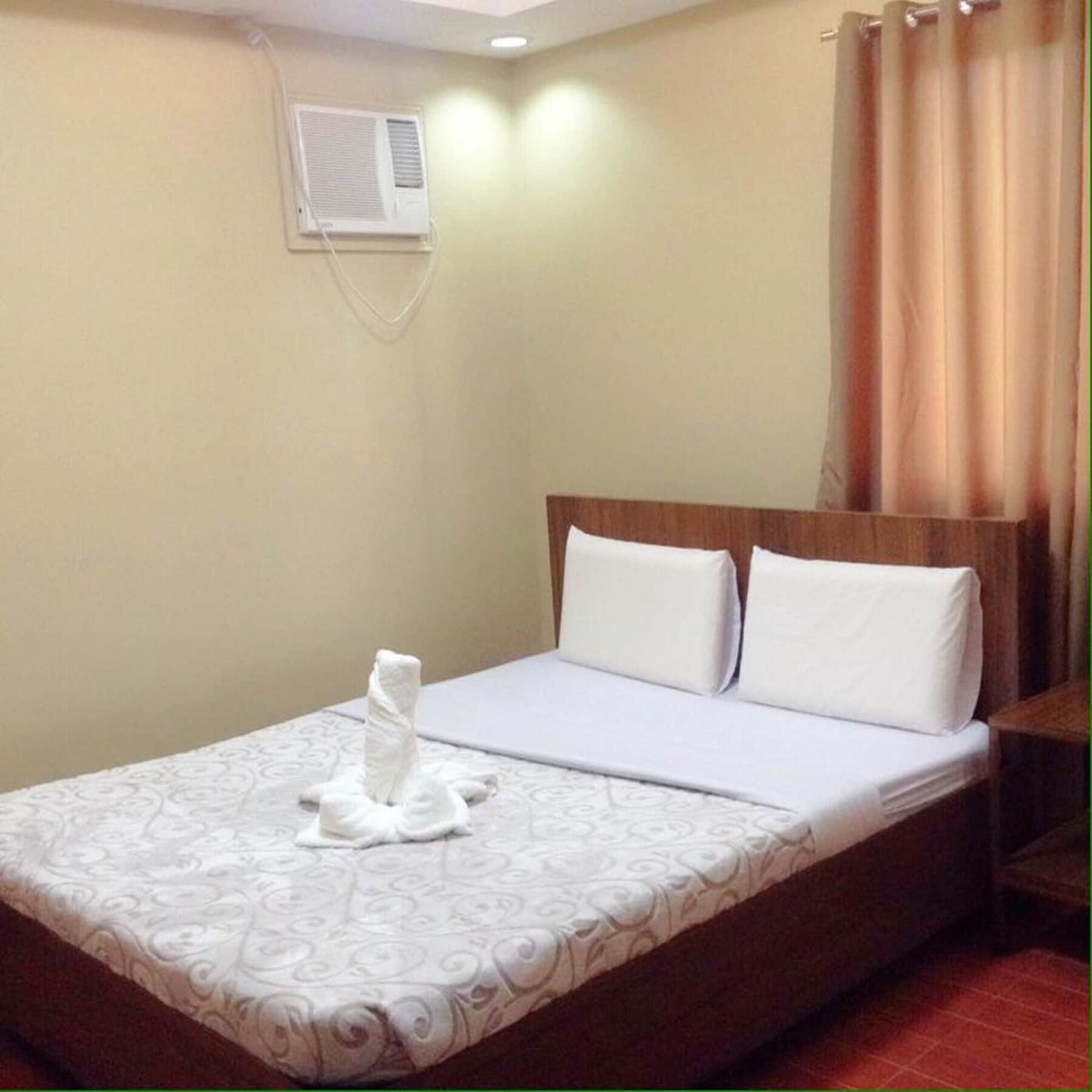 East Square Inn Bacolod Eksteriør bilde